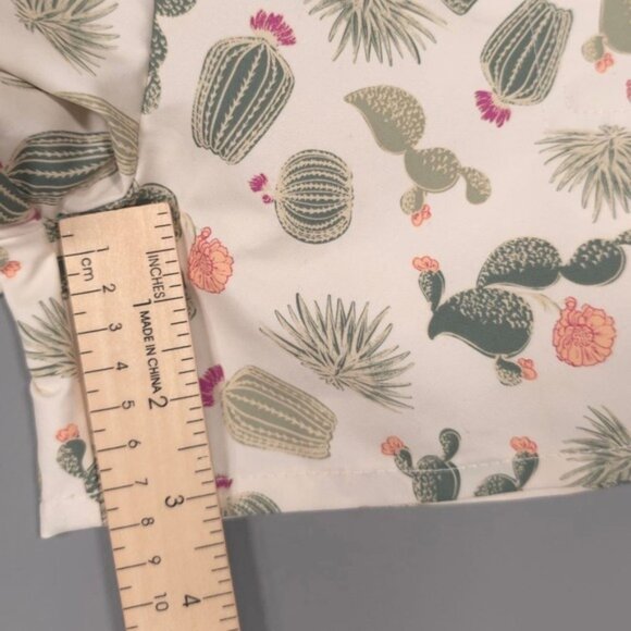 NWT THE NORTH FACE Shorts LARGE 14/16 Youth Girls Water Ripple Cactus Print - Picture 6 of 11